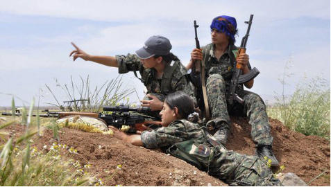 美军担任库尔德空军的角色后，IS战无不胜的神话破灭。2015年1月，YPG从科巴尼突围；当年6月，东面吉兹雷的YPG夹击IS并将根据地连成一片；2016年1月，渡过幼发拉底河西进。