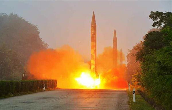 2016年7月20日报道，朝鲜从其西南部黄海北道黄州地区向半岛东部海域发射了3枚弹道导弹。 东方IC 图