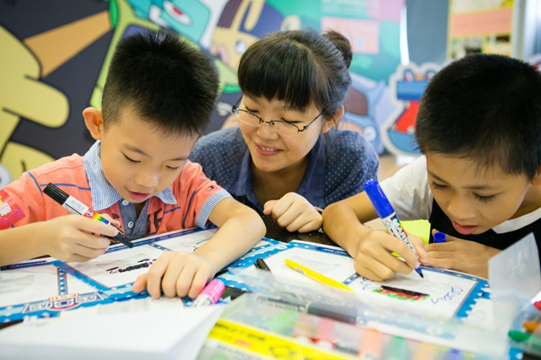 >> 文章内容 >> 浅谈幼儿绘画教学开讲法 浅谈绘画对幼儿有什么好处