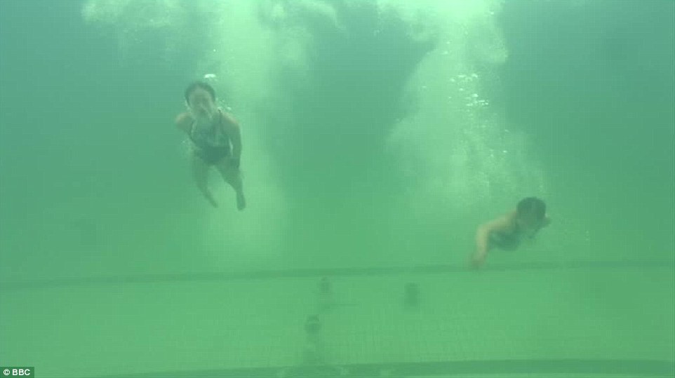 目前针对这一现象有很多猜想,但都没得到主办方确切的答复。