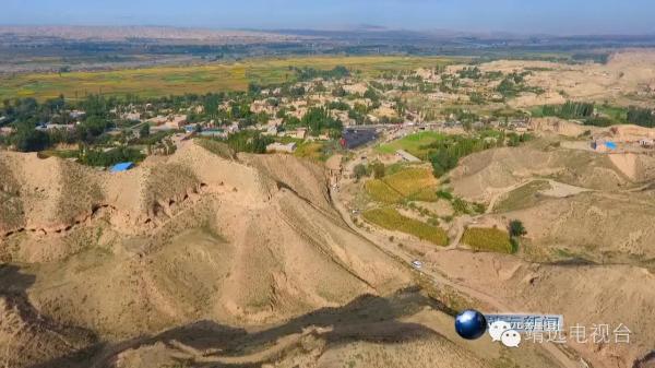 从垃圾填埋场施工现场遥望红柳村。 图片来自网络