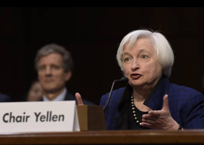美联储主席耶伦17日向美国国会议员表示,加息可能会在短期内实施