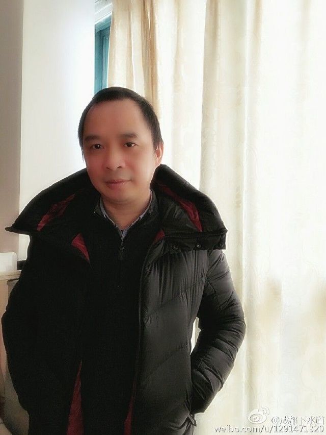 成都医生回应“晒万元羽绒服”:每年买衣服花20万