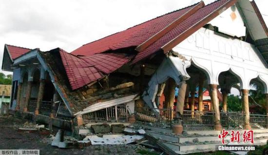 当地时间2016年12月7日,印尼苏门答腊岛附近海域(北纬5.30度,东经96.20度)发生6级以上。