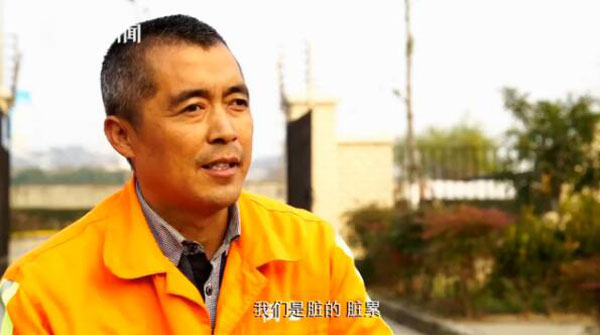 上海城市蛙人:水下工作脏累危险后继无人 月薪过万住工棚