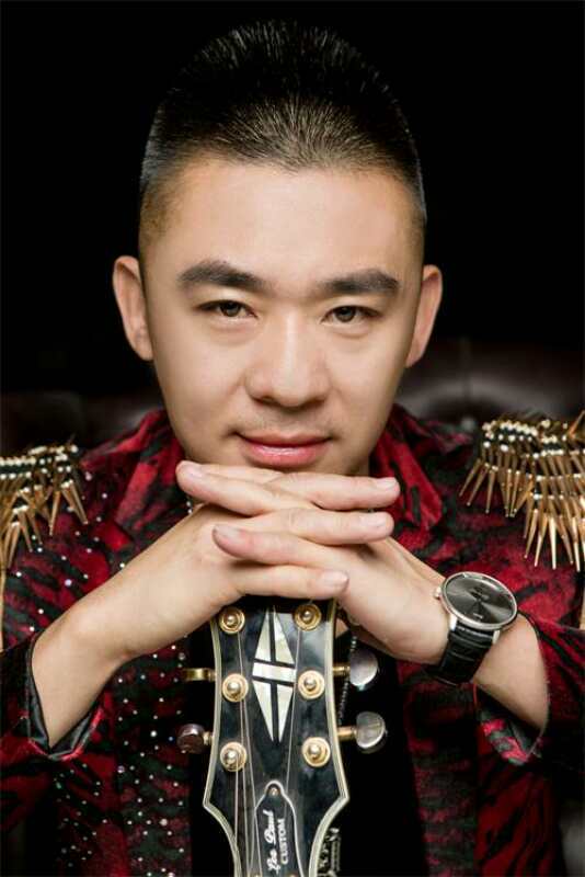 内蒙古年轻男歌手图片