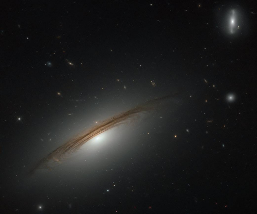 ϵUGC 12591ESA/Hubble & NASA 