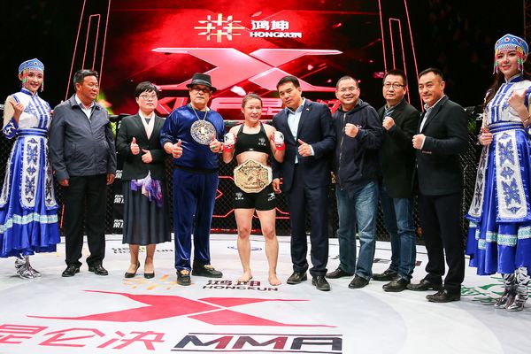 昆仑决mma12多伦诺尔站吴昊天获首条金腰带